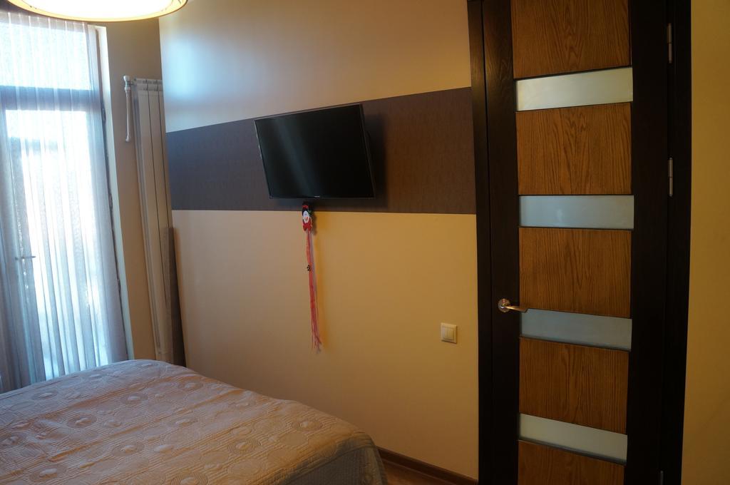Apartment With Summer Terrace Batumi Bilik gambar